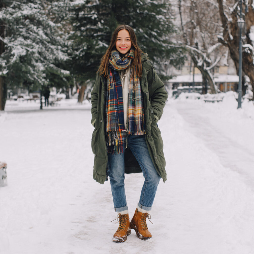 17 Best Cozy Casual Winter Outfits to Stay Warm & Stylish This Season 11 Parka and Plaid Scarf