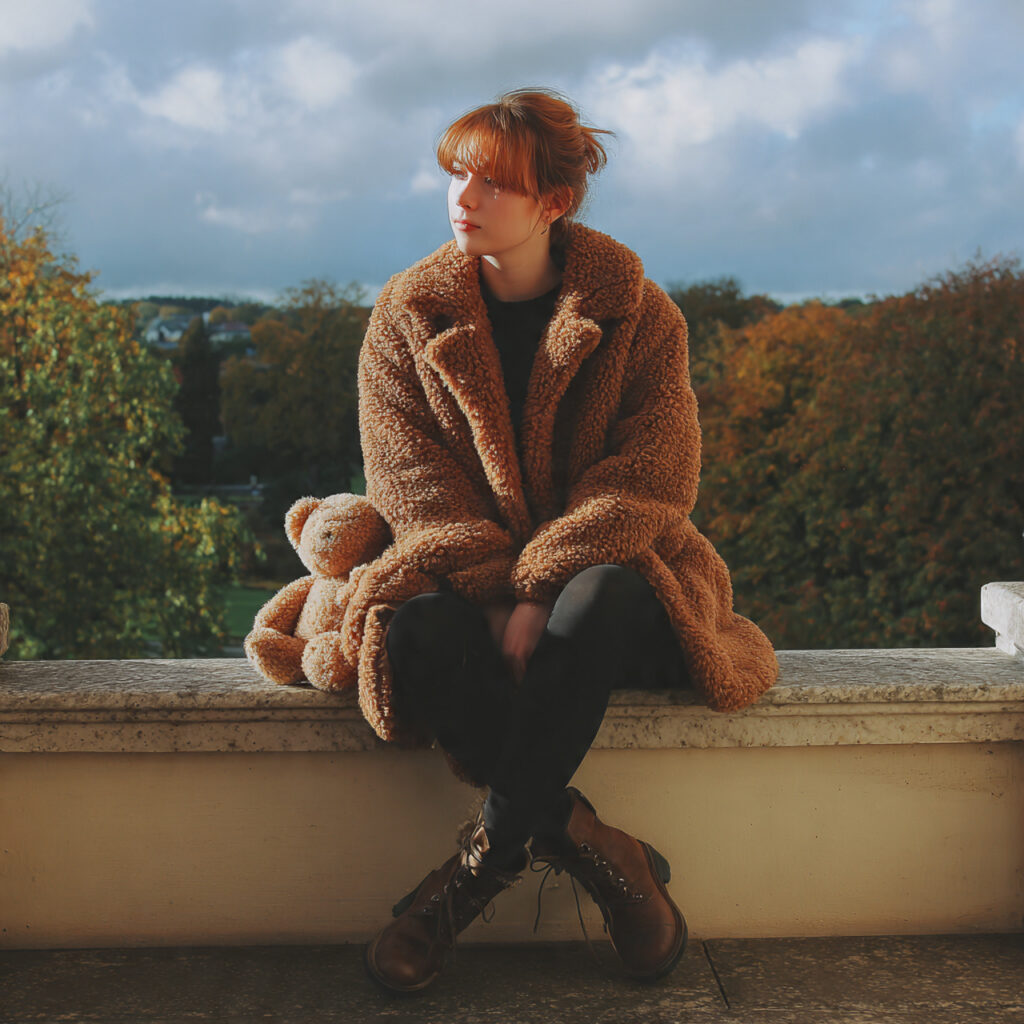 18 Best Winter Fashion Outfits to Stay Warm, Chic & Effortlessly Stylish 8 Teddy Coat with Leggings