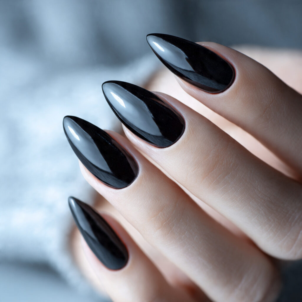 20 Almond Nails Ideas – Trendy, Classy & Cute Looks 12 Black Almond Nails