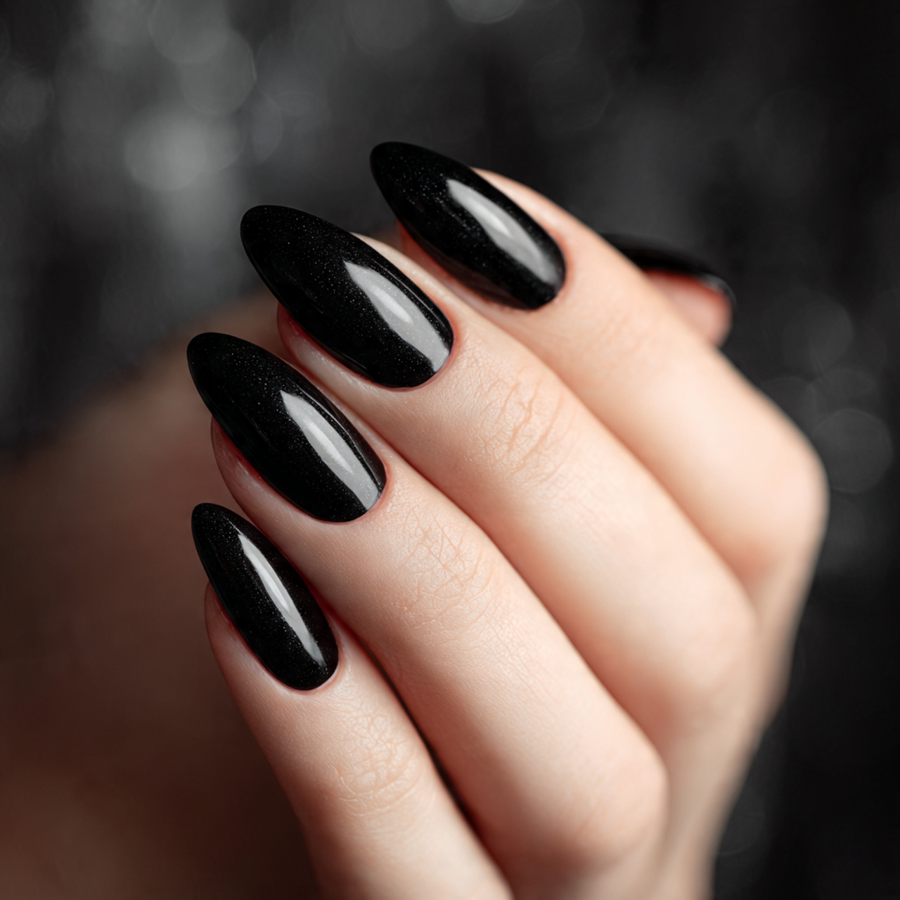 Oval Nails Designs: 17 Chic Styles You’ll Want ASAP 16 Black Oval Nails Designs