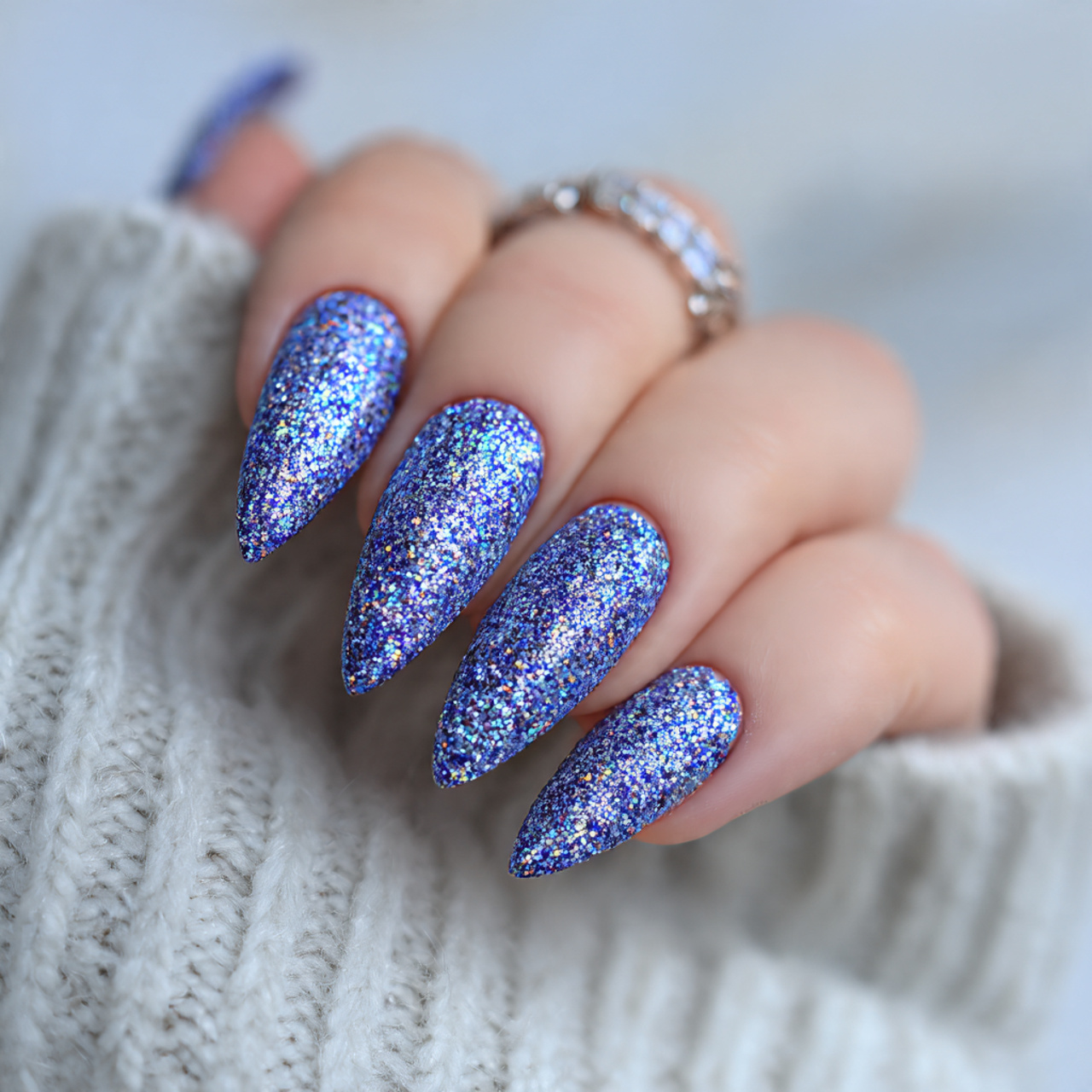 Glitter Short Stiletto Nails 