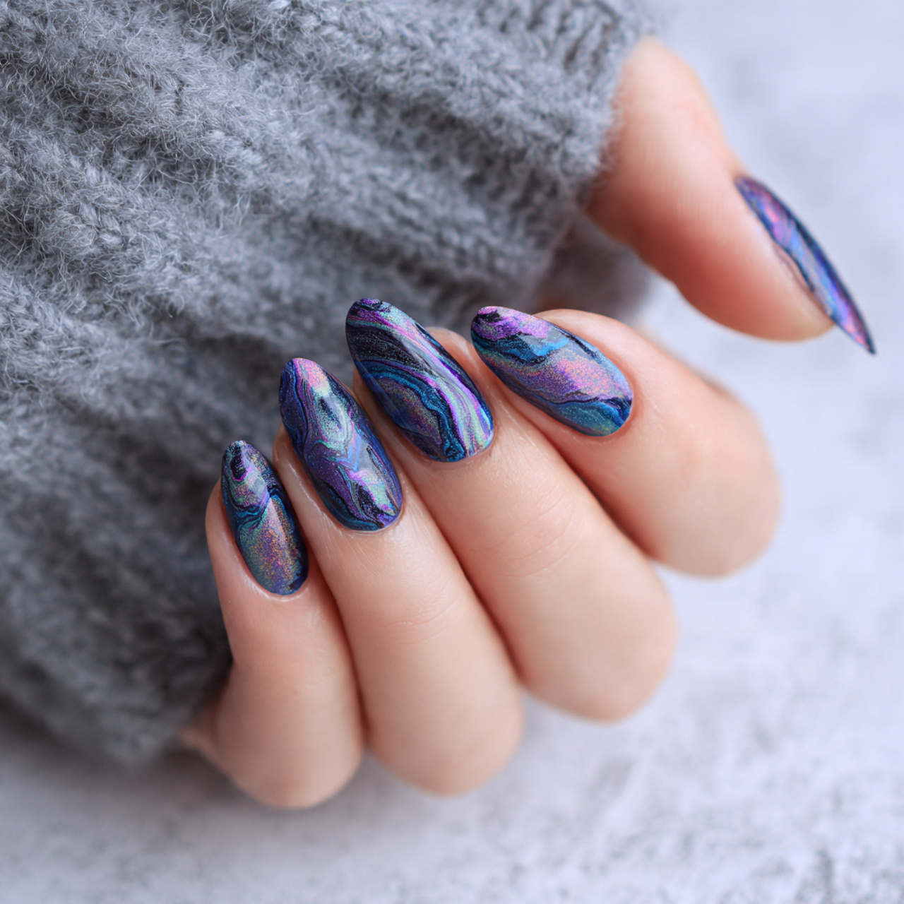 Oval Nails Designs: 17 Chic Styles You’ll Want ASAP 13 Elegant Oval Nails Designs