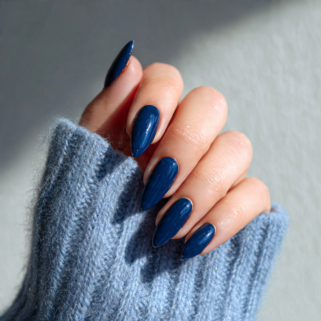 Minimalist Dark Blue Nails