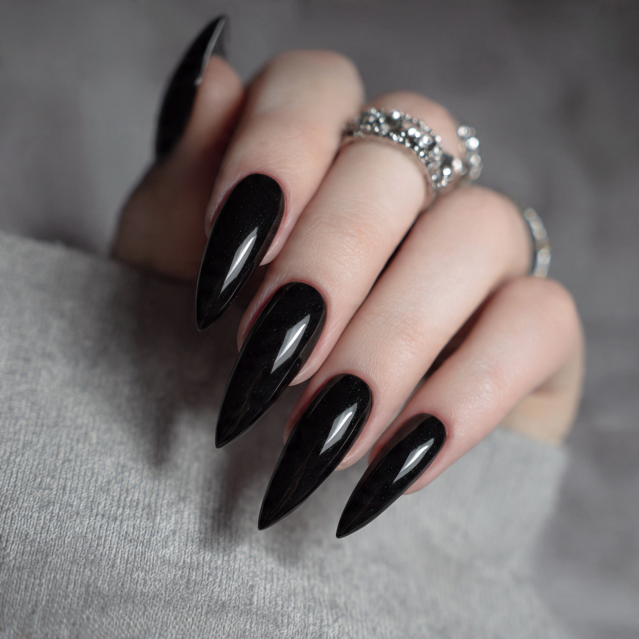 Black Acrylic Nails Ideas