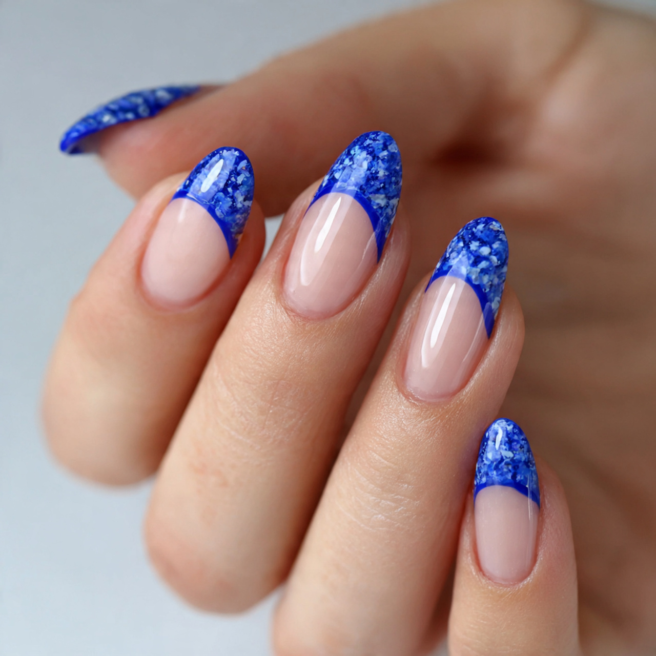 Blue French Tip Nails: 16 Trendy Designs & Easy DIY Ideas 6 Blue French Tip Nail Art Ideas