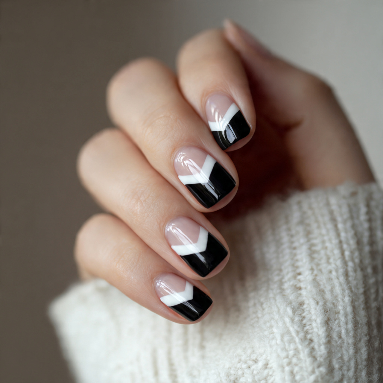 French Black And White Nails Tips