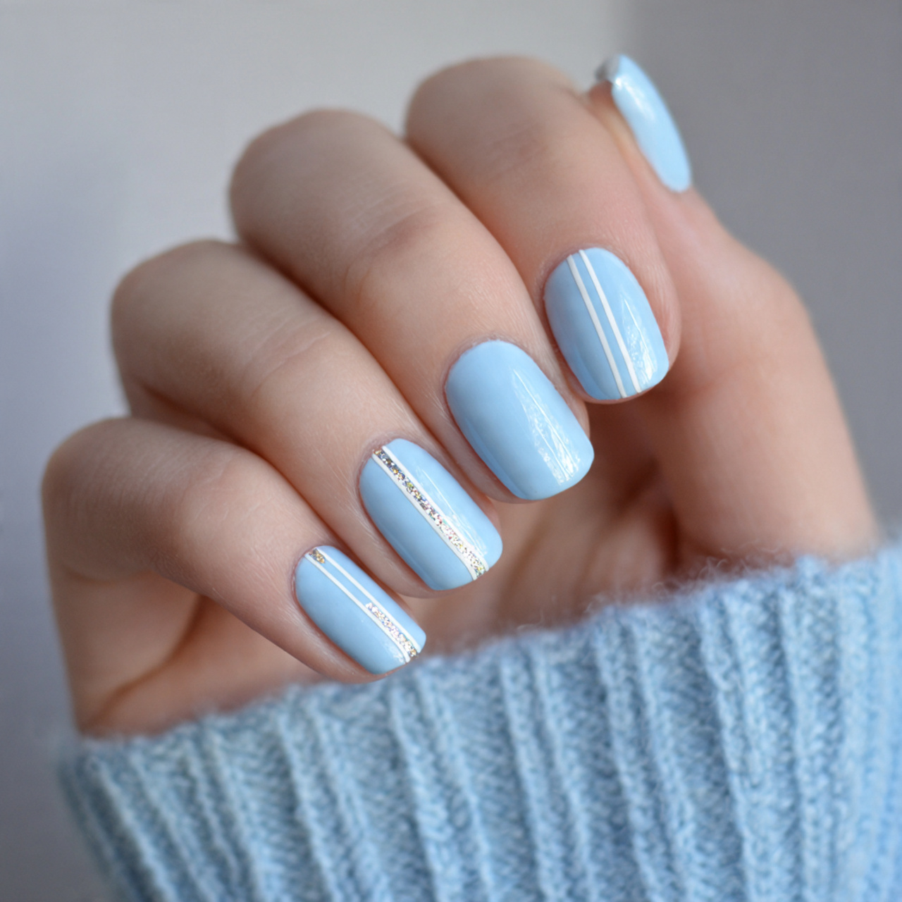 Baby Blue Nails: 18 Chic, Trendy & Perfect for Any Occasion 2 Simple Baby Blue Nails