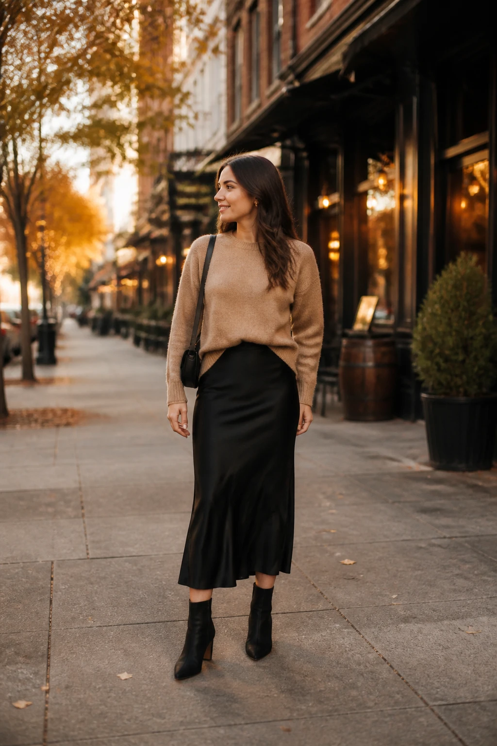 16 Black Skirt Outfits That Turn a Simple Look Into a Style Statement 8 Item 7